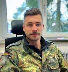 JAN-FREDERIK DAMMENHAIN